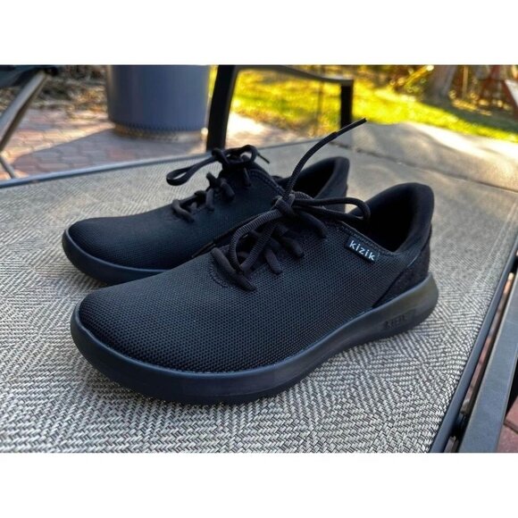 Kizik madri eco knit slip on sneakers. Mens 7/womens 8.5 - Picture 2 of 10